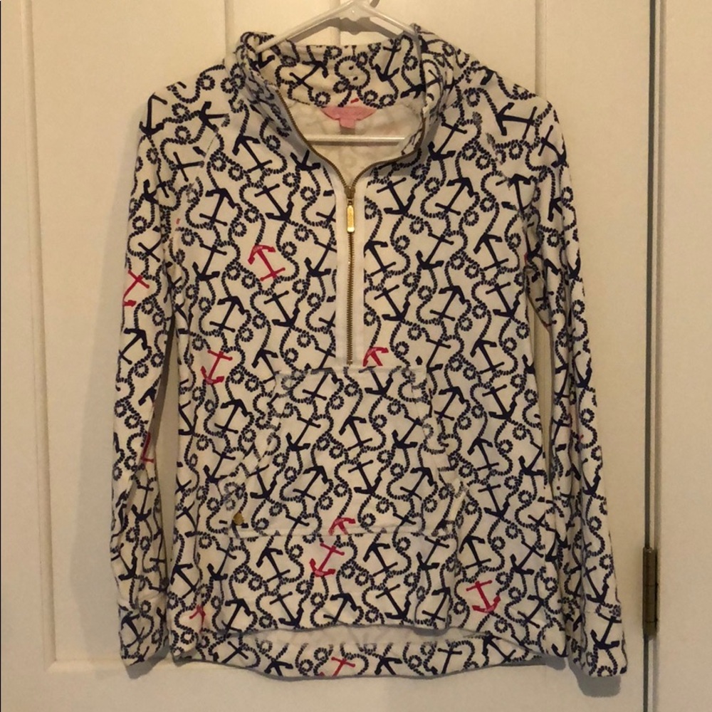 Lilly Pulitzer quarter zip pull over. Size XS